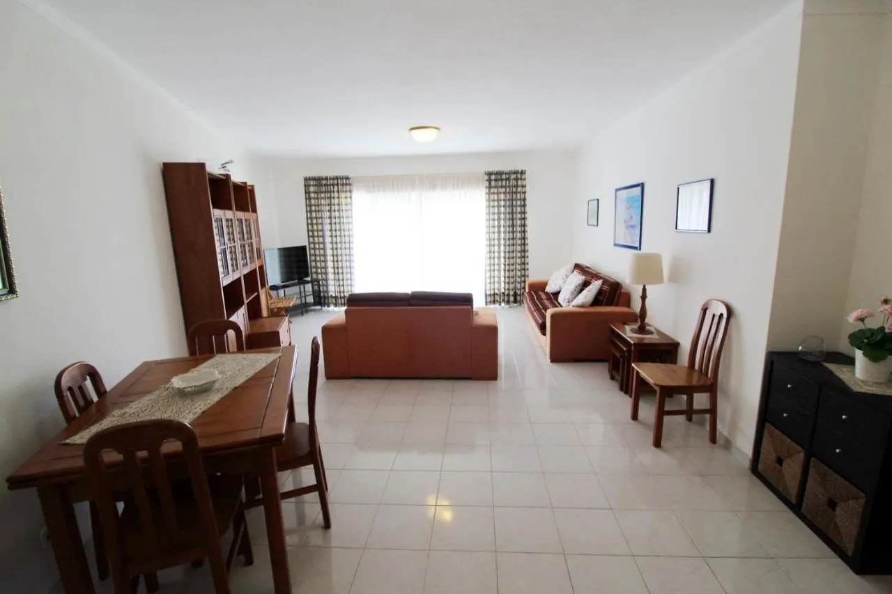 Spacious And Modern Apartment In Portimao 100 M² Amazing View